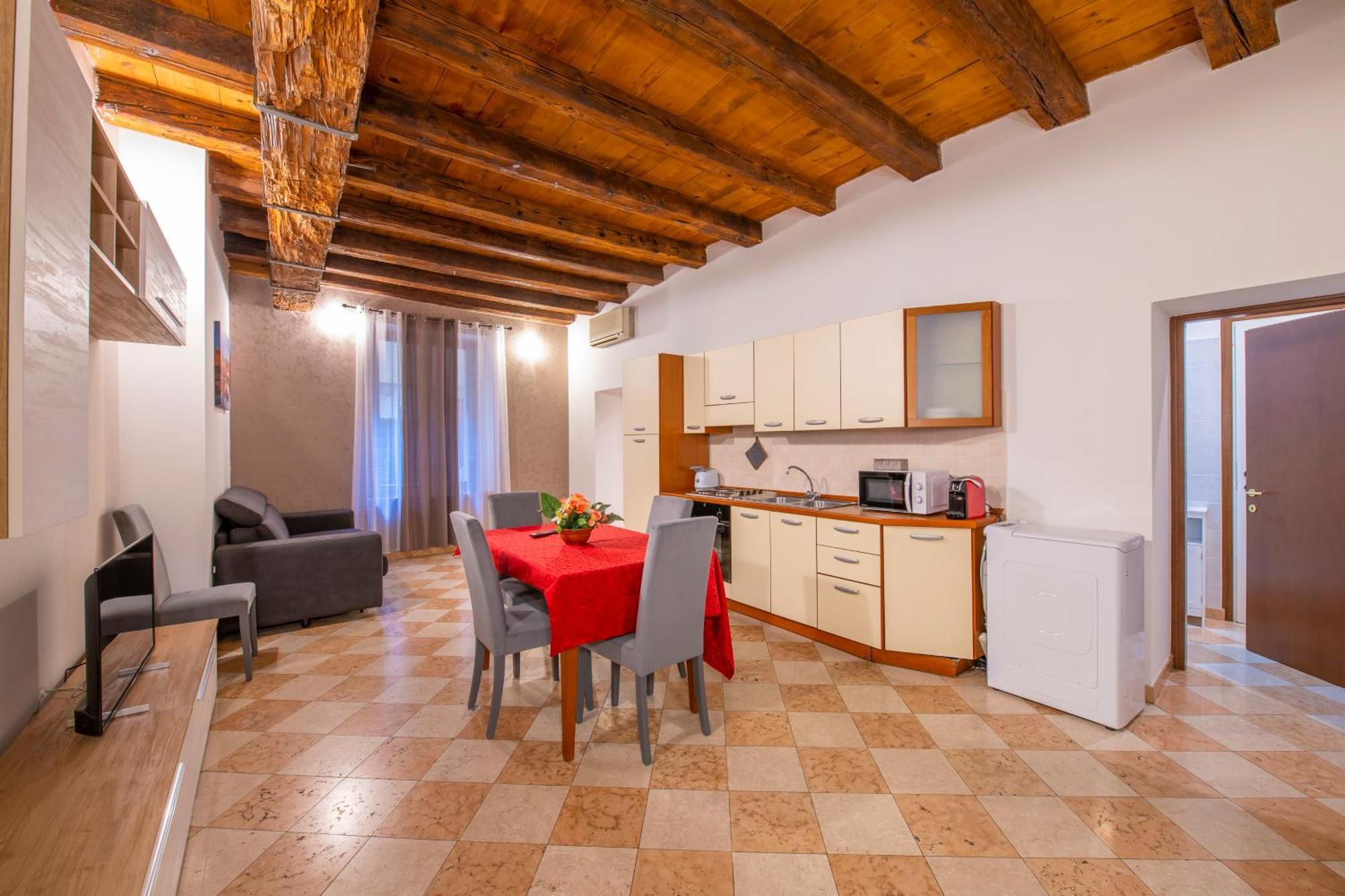 Palace Home Mazzini Verona Center 1 Zewnętrze zdjęcie