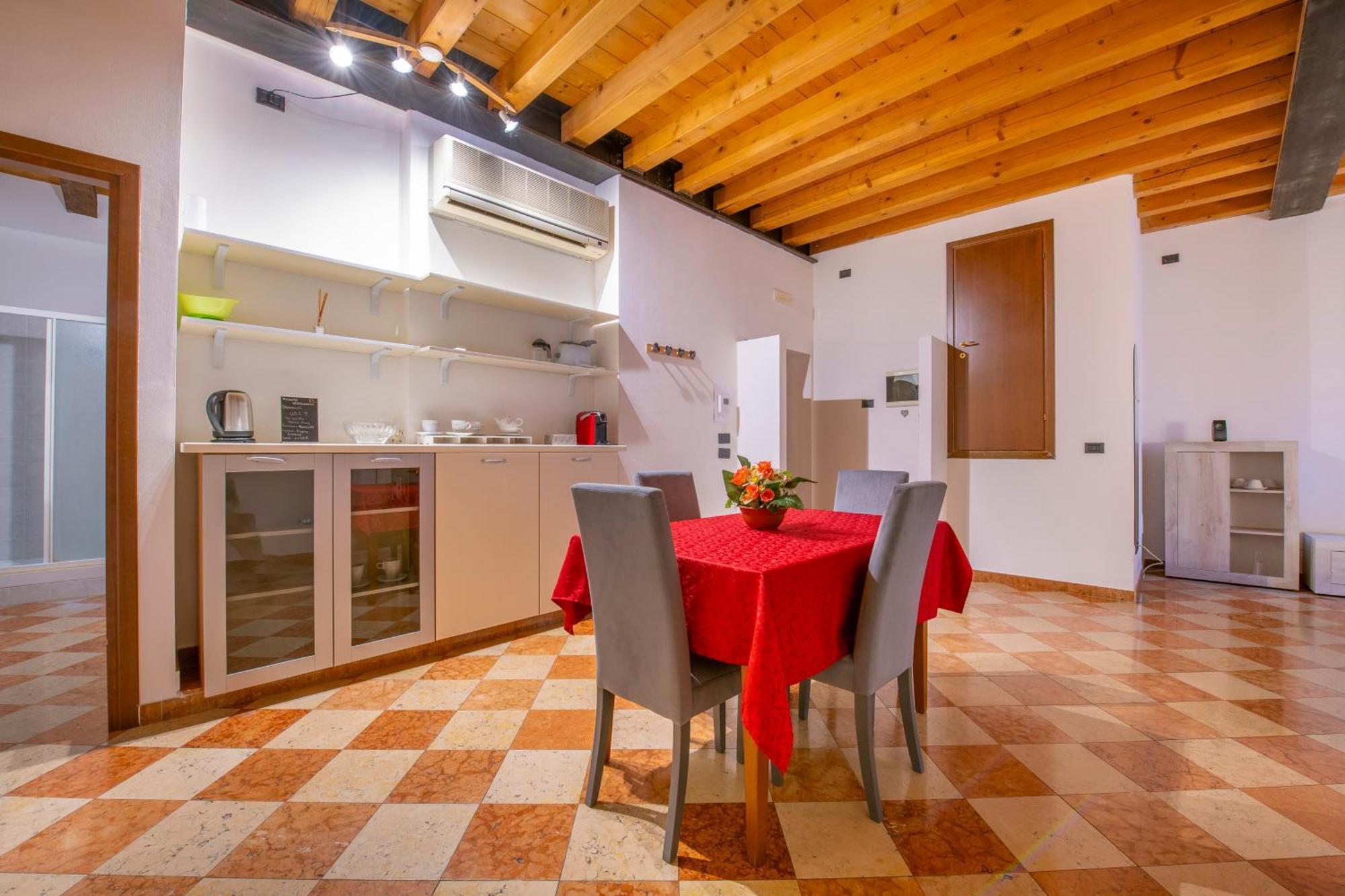Palace Home Mazzini Verona Center 1 Zewnętrze zdjęcie
