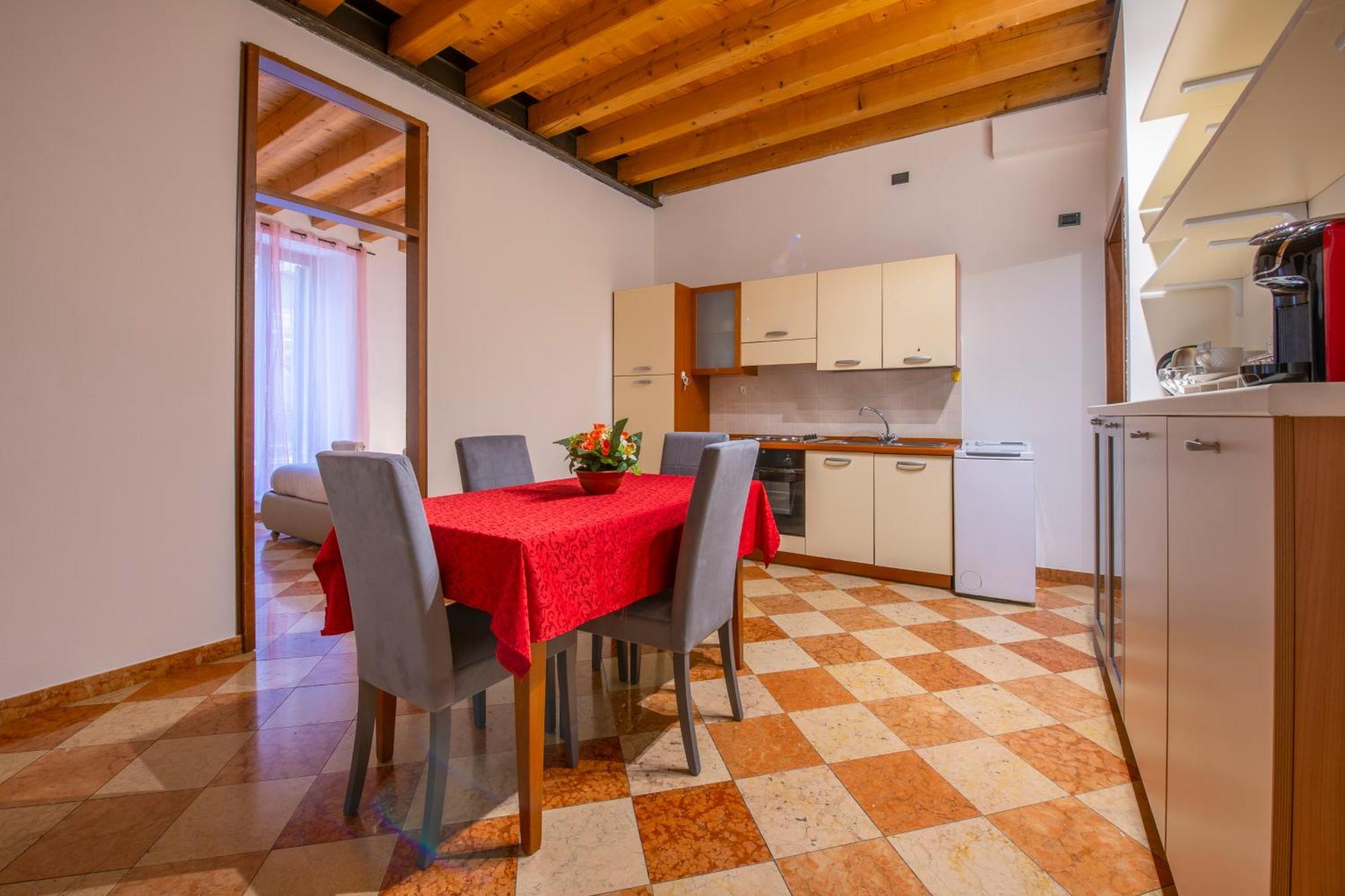 Palace Home Mazzini Verona Center 1 Zewnętrze zdjęcie